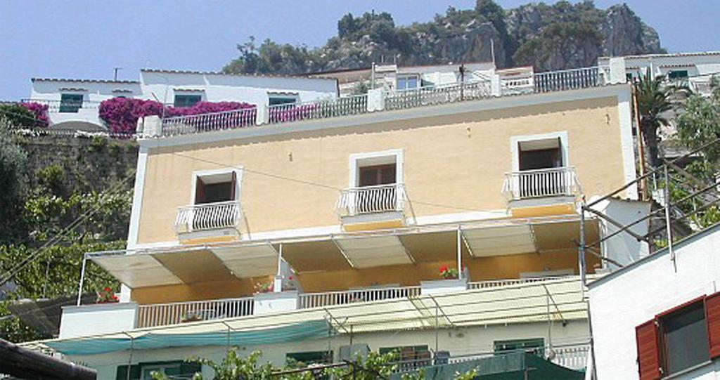 Ludovica Apartment Type B Positano Rum bild